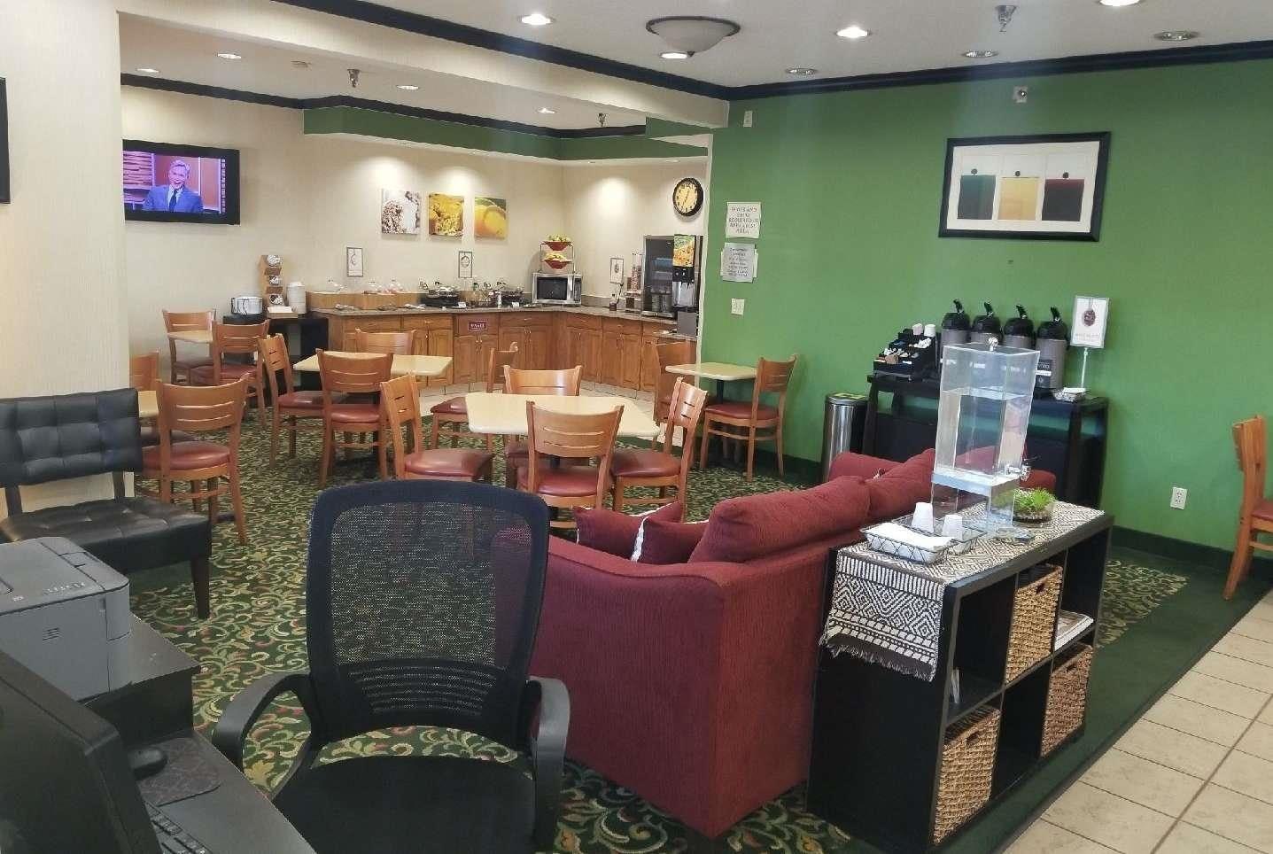 Americinn By Wyndham Hudson Ngoại thất bức ảnh