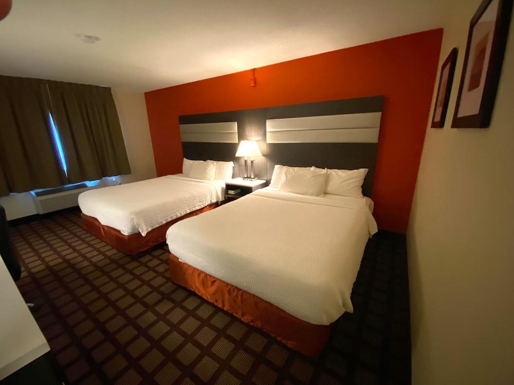 Americinn By Wyndham Hudson Ngoại thất bức ảnh