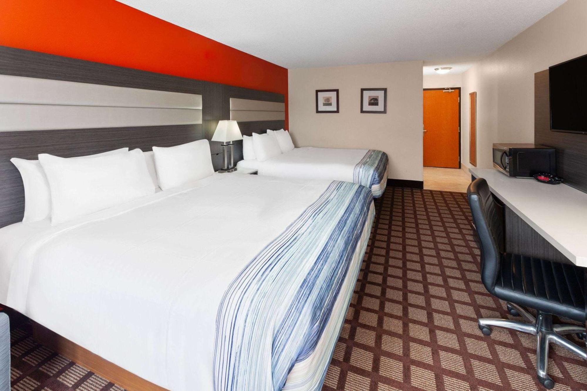 Americinn By Wyndham Hudson Ngoại thất bức ảnh