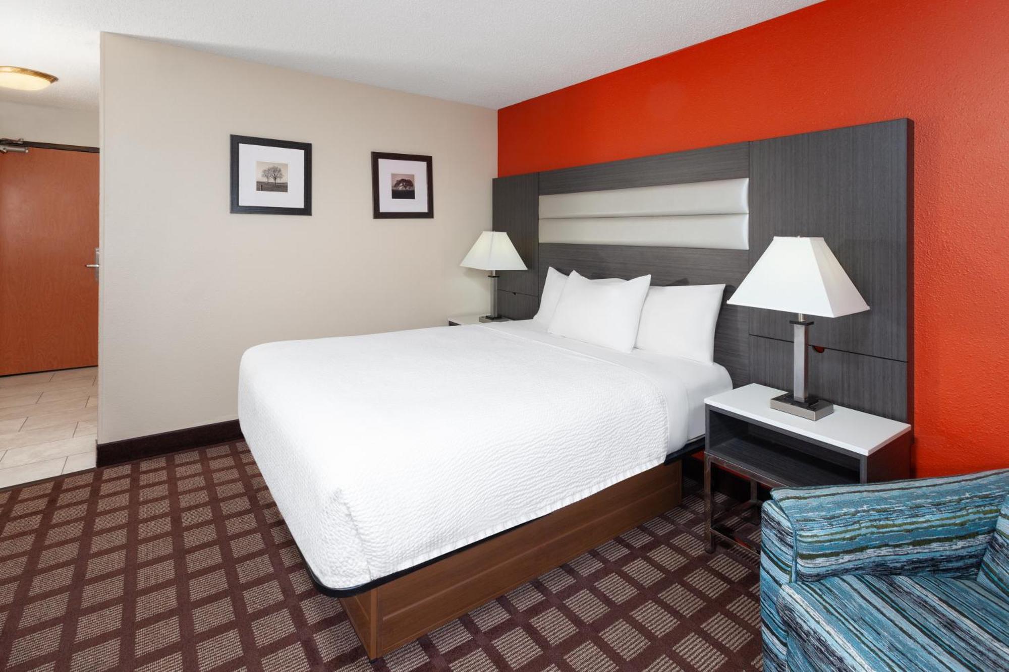 Americinn By Wyndham Hudson Ngoại thất bức ảnh