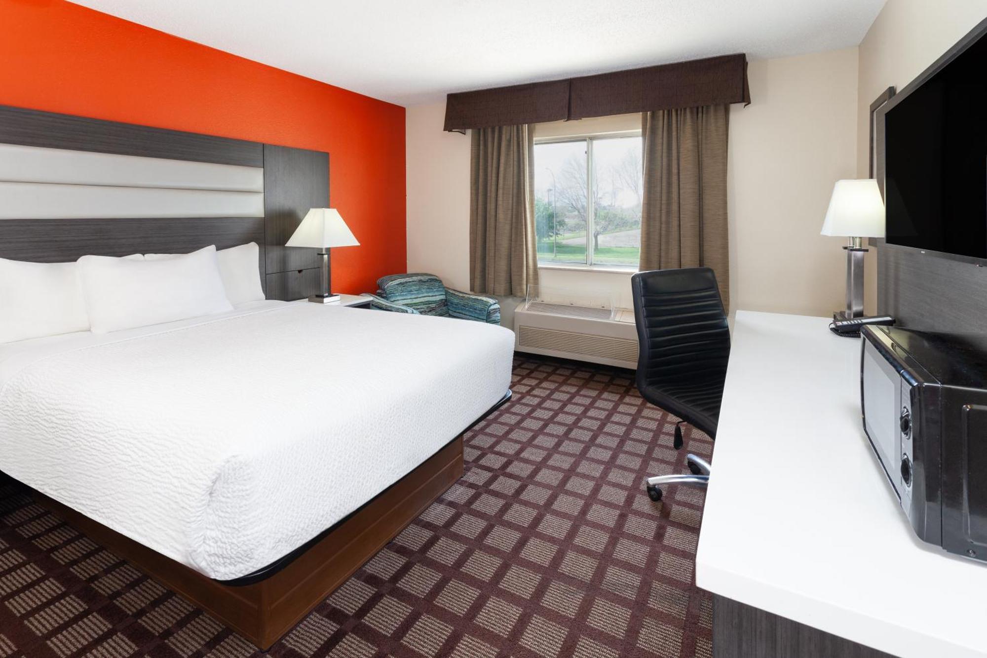 Americinn By Wyndham Hudson Ngoại thất bức ảnh